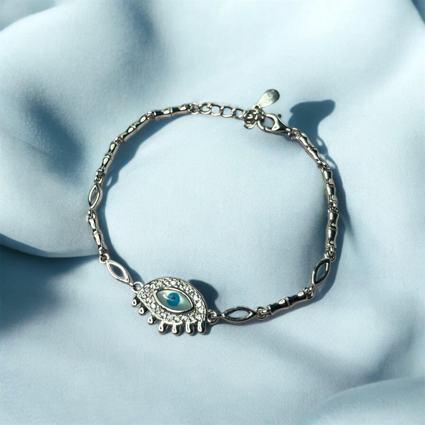 Mystic Wink Evil Eye Charm 925 Silver Bracelet - Shineers