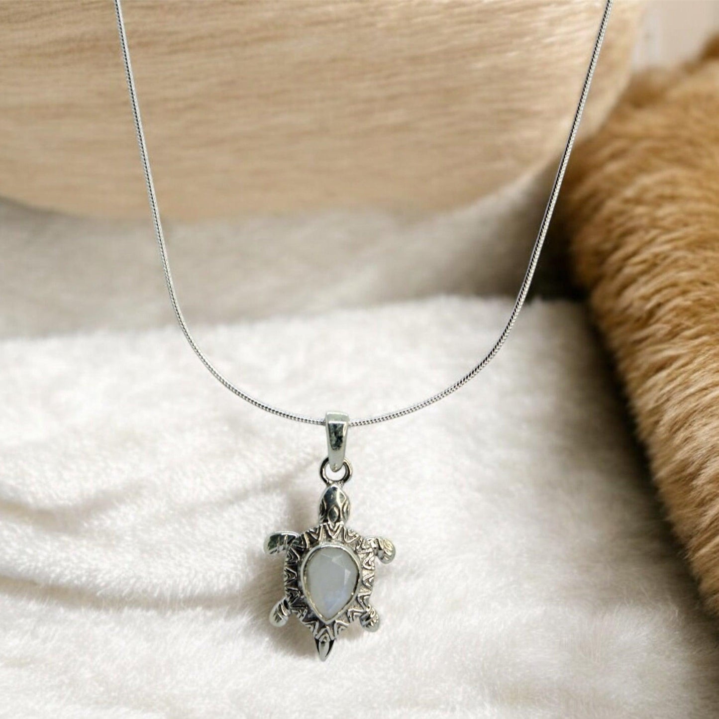 Moonlit Shell 925 Silver Earrings and Pendant Set - Shineers