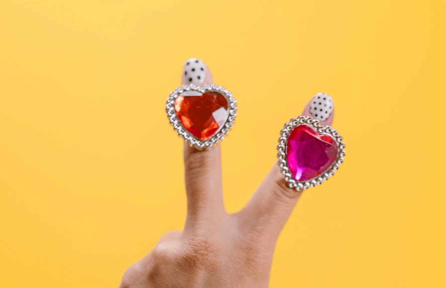 Why Jewellery is the Ultimate Valentine's Gift? - Shineers