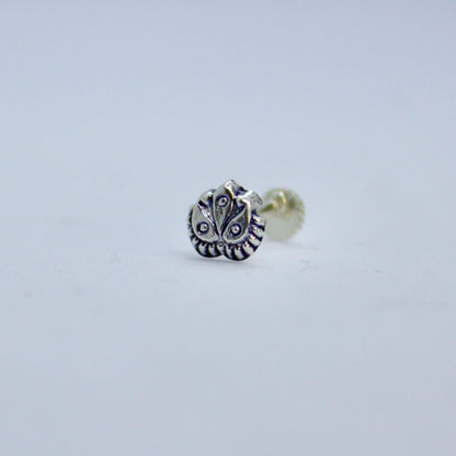 Kamal 925 Silver Nose Pin - Shineers