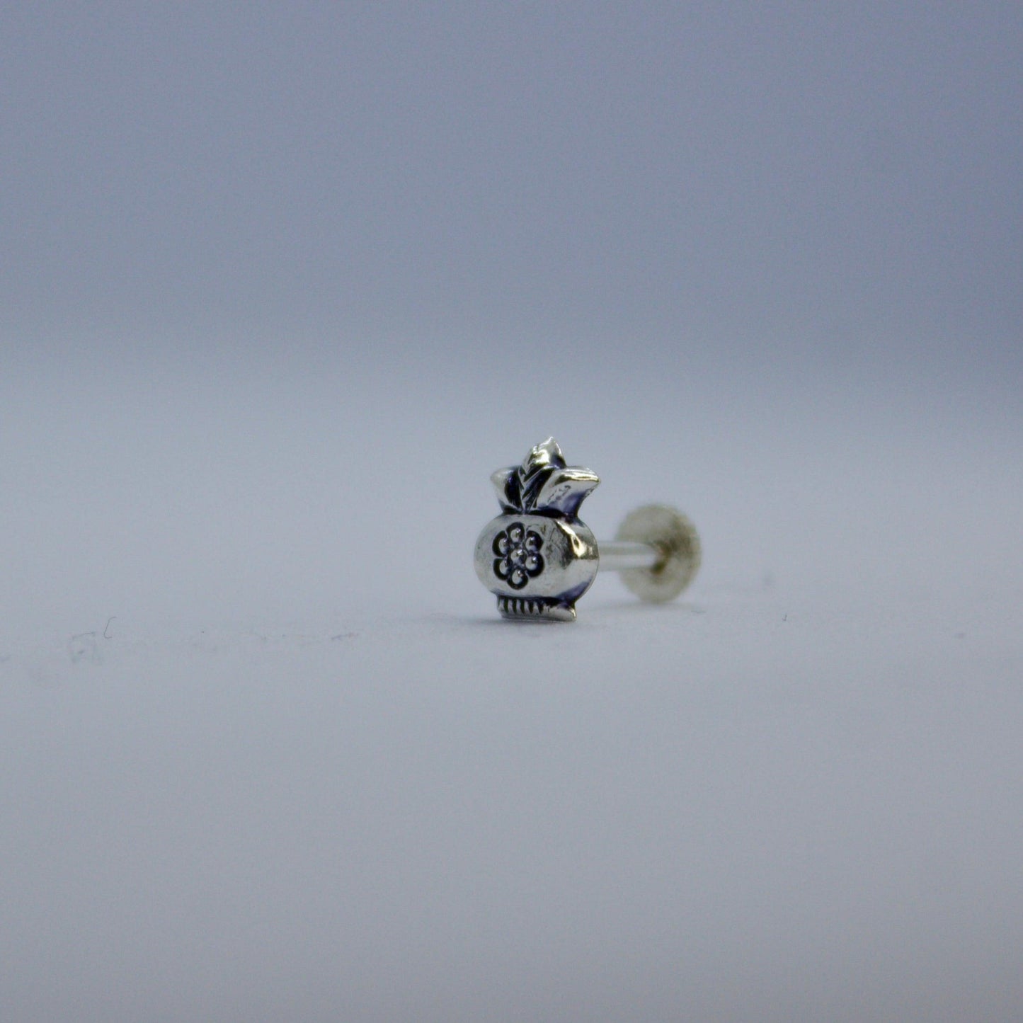 Kalash 925 Silver Oxidised Nose Pin - Shineers