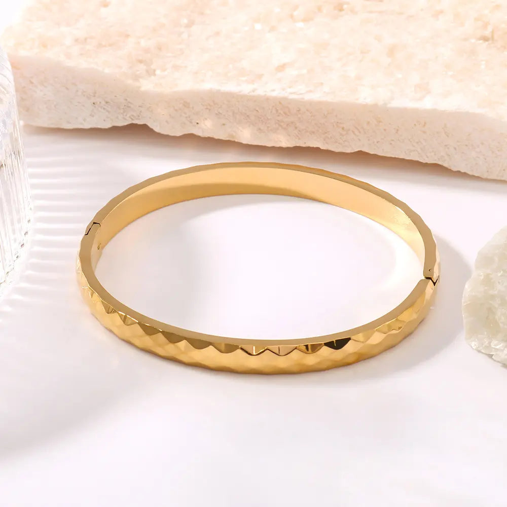 Minimalist Bangle Bracelet