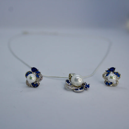 Scarlett Blossom 925 Silver Earrings and Pendant Set - Shineers