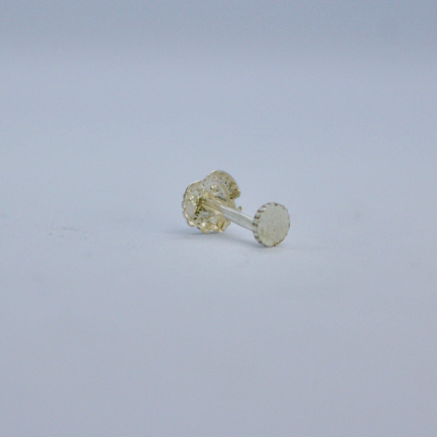 Kamal 925 Silver Nose Pin - Shineers