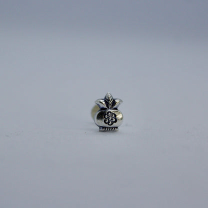 Kalash 925 Silver Oxidised Nose Pin - Shineers