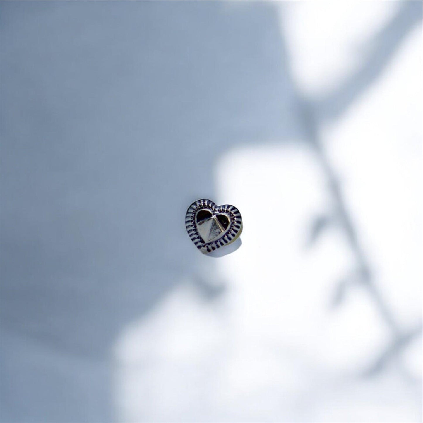 Ishq 925 Silver Oxidised Nose Pin - Shineers