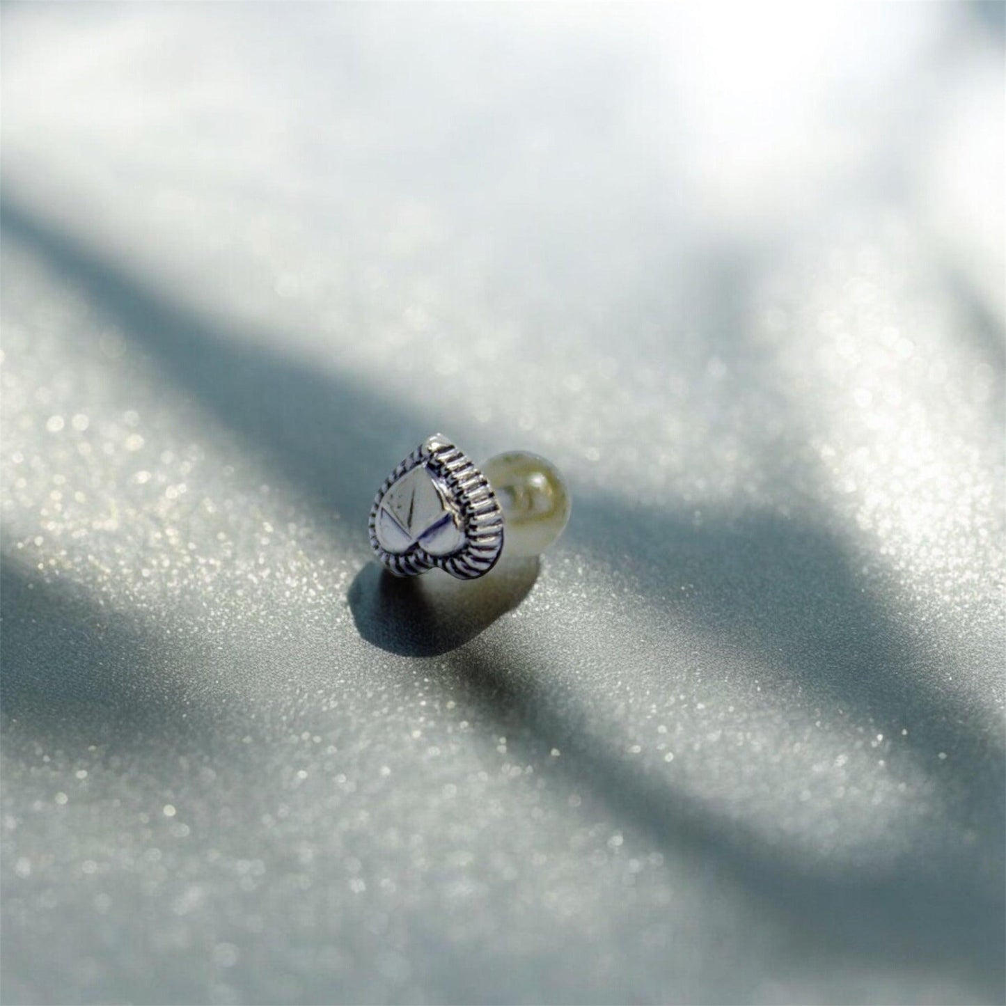 Ishq 925 Silver Oxidised Nose Pin - Shineers