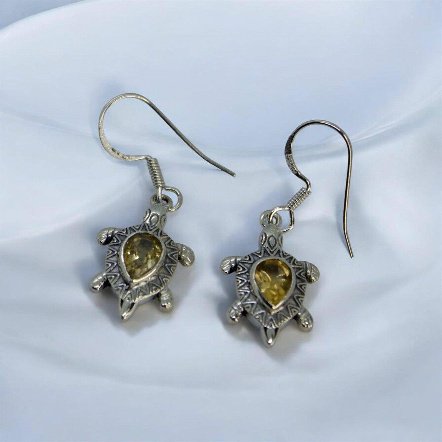The Golden Shell 925 Silver Turtle Earrings - Shineers