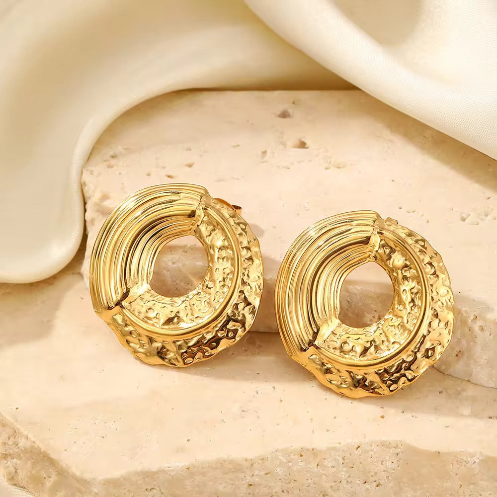 Moonlove Earrings