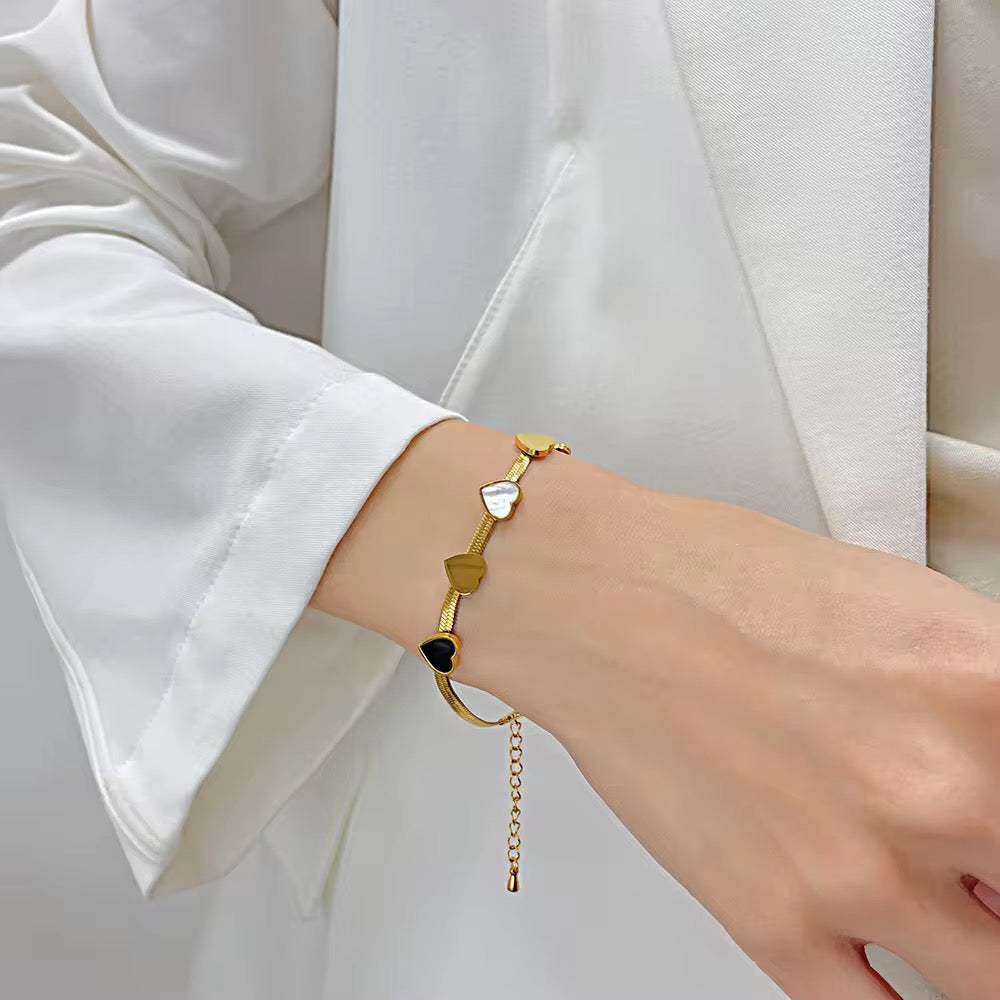 Marilyn Heart Bracelet