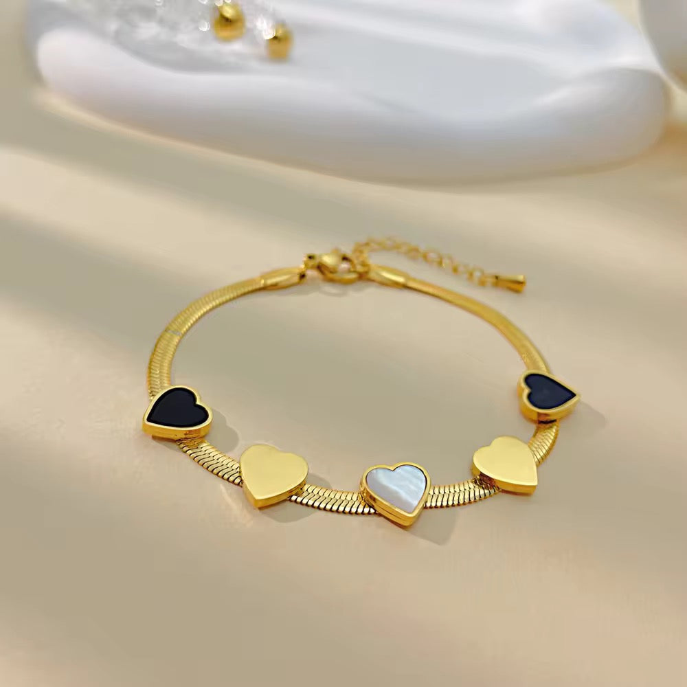 Marilyn Heart Bracelet