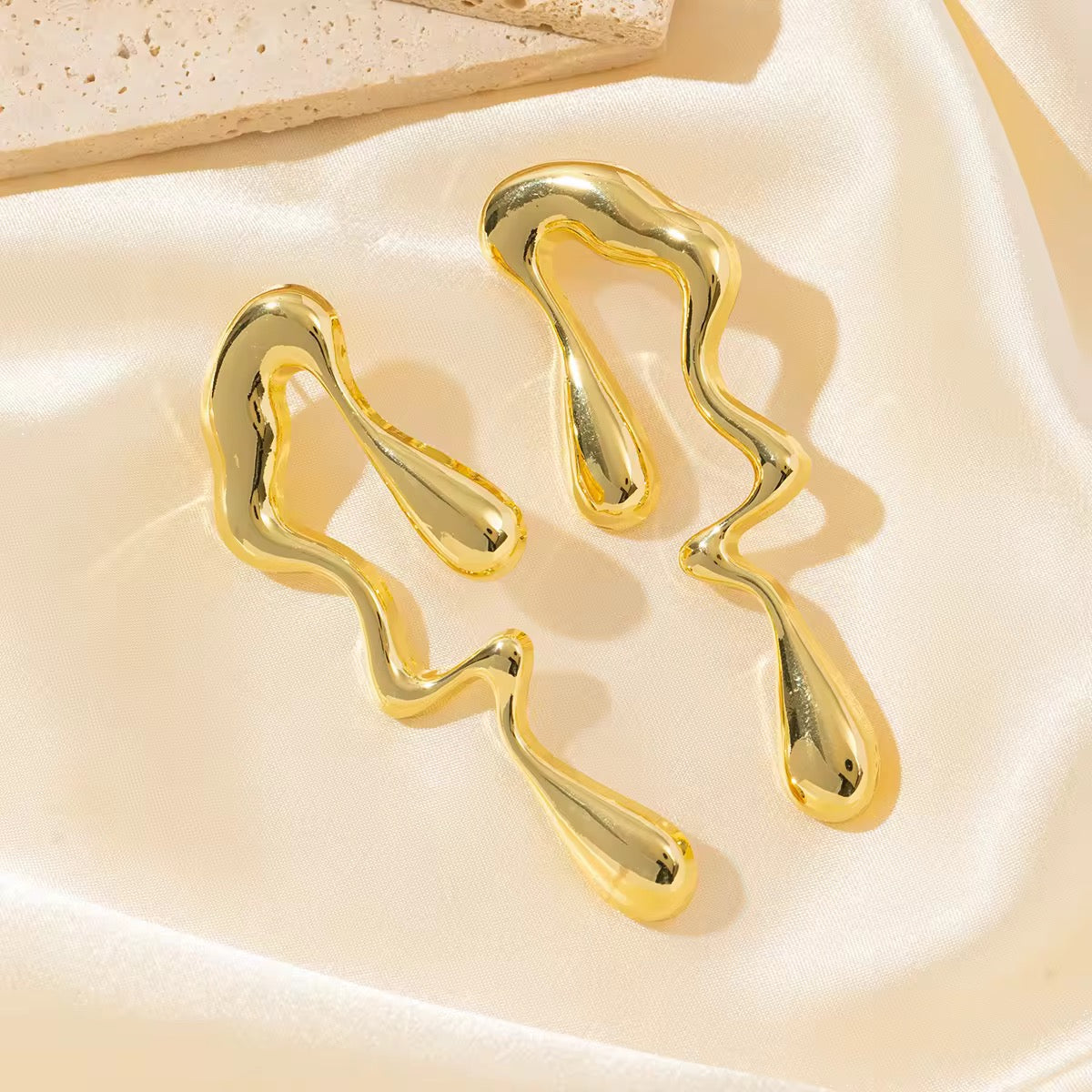 Melted 18K Gold Plated Anti Tarnish Earring