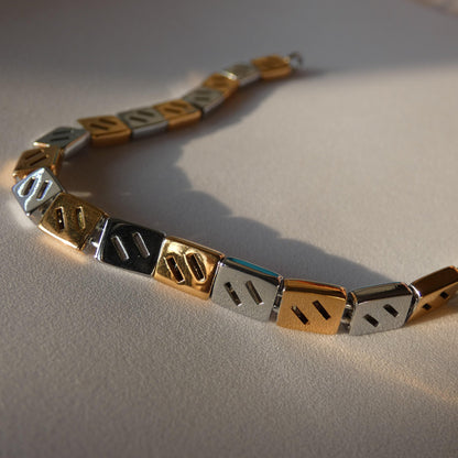 Feel Good 925 Silver Dual Toned Unisex Chain Bracelet - Shineers