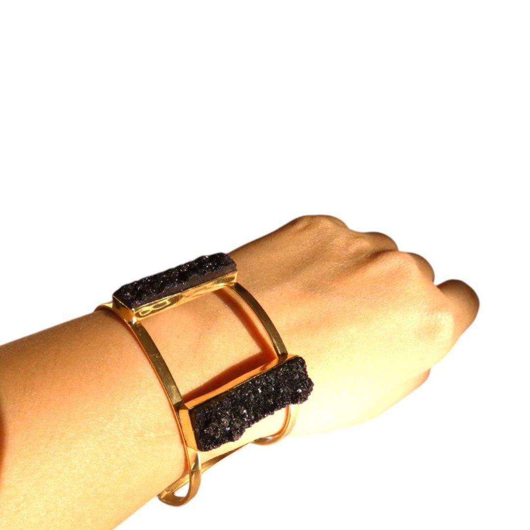 Gold Statement Bracelet - Shineers