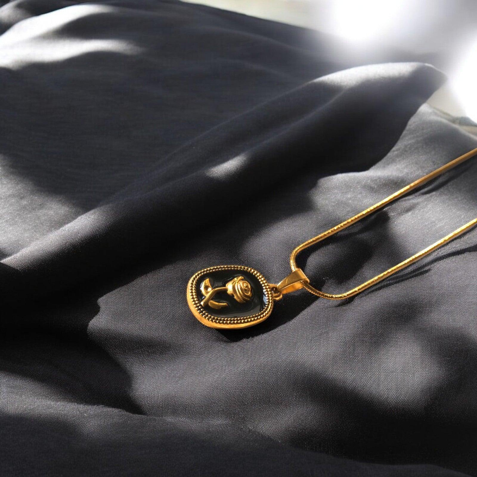 Black Rose Pendant Necklace - Shineers