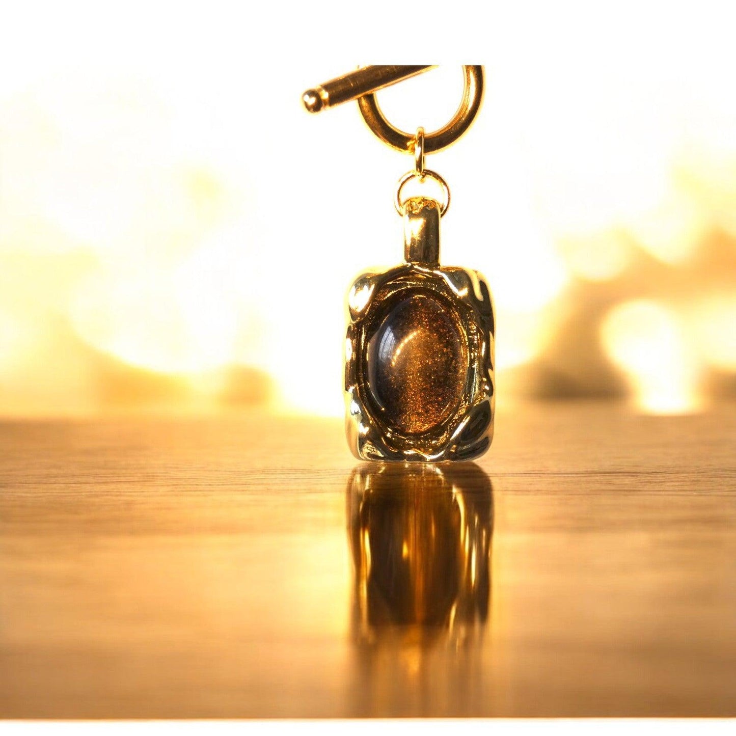 Pretty Stone Pendant Necklace - Shineers