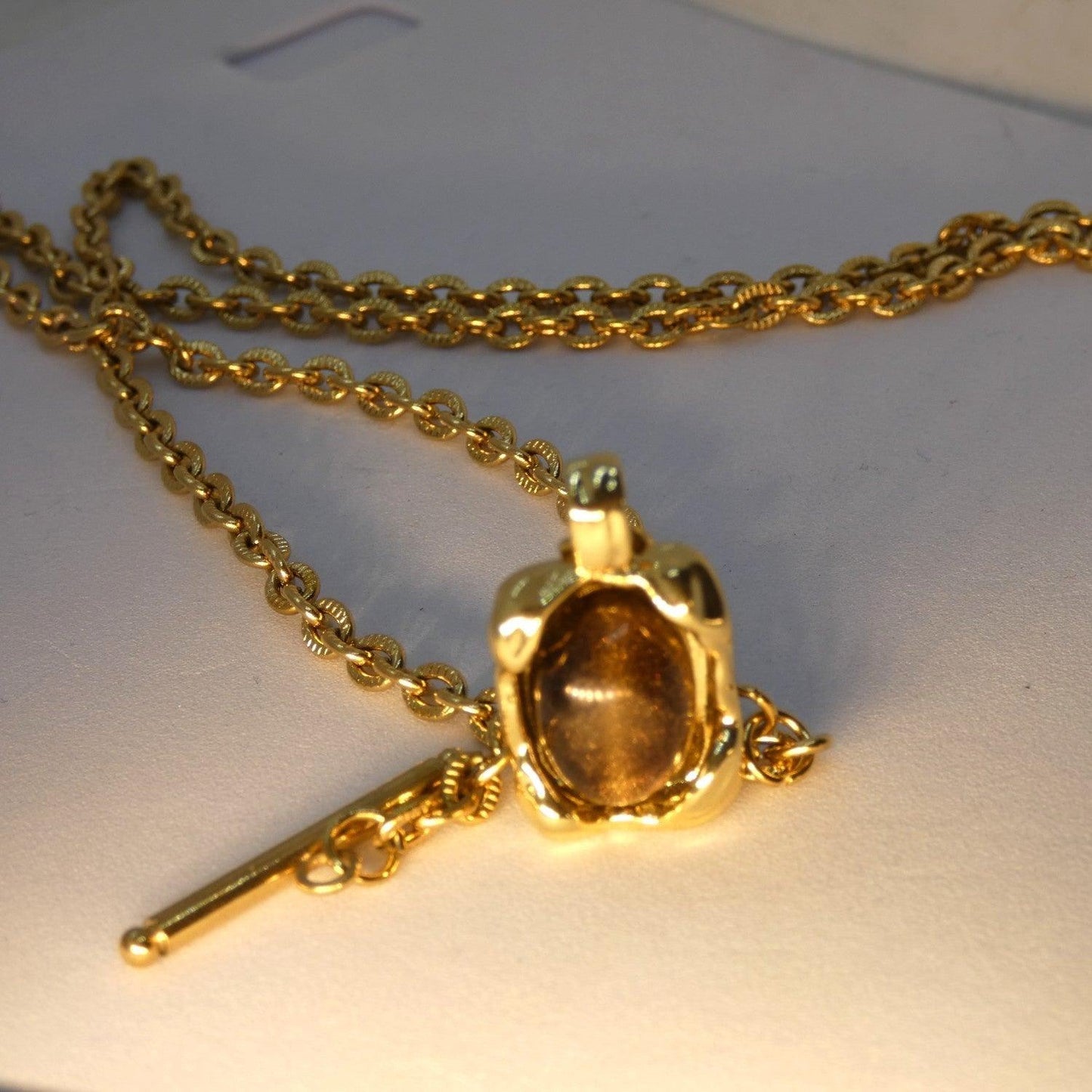 Pretty Stone Pendant Necklace - Shineers