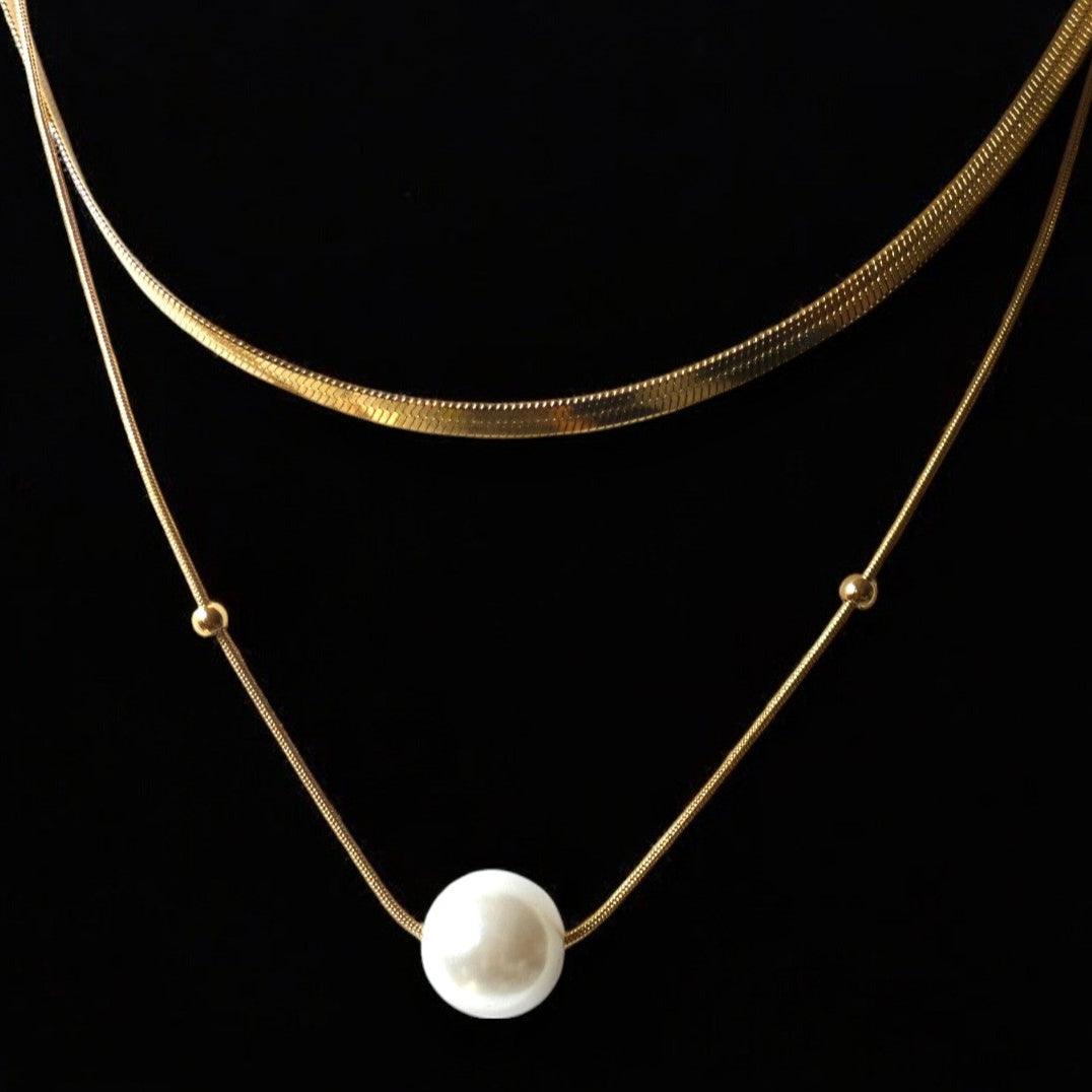 Moon Pearl Delicate Gold Plated Pendant - Shineers