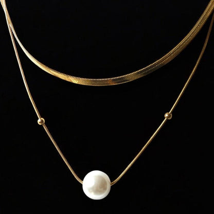 Moon Pearl Delicate Gold Plated Pendant - Shineers