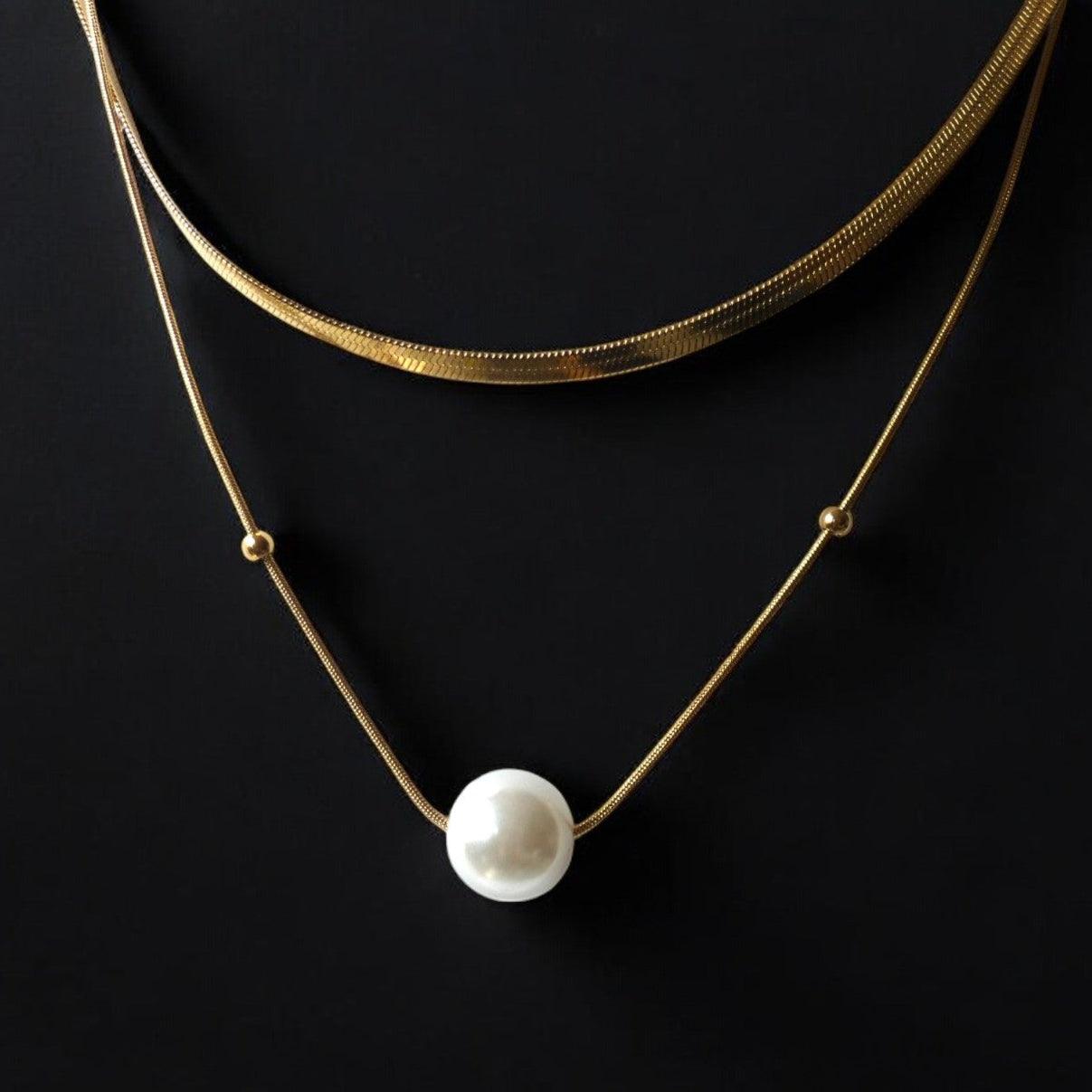 Moon Pearl Delicate Gold Plated Pendant - Shineers