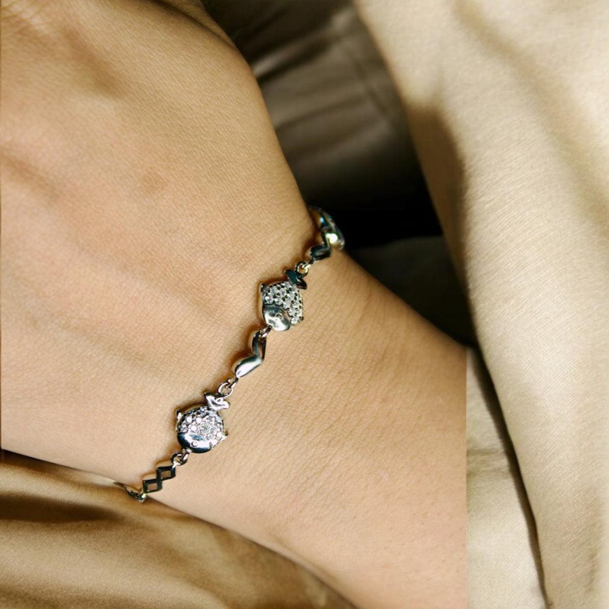 The Fish Dance 925 Silver Bracelet - Shineers