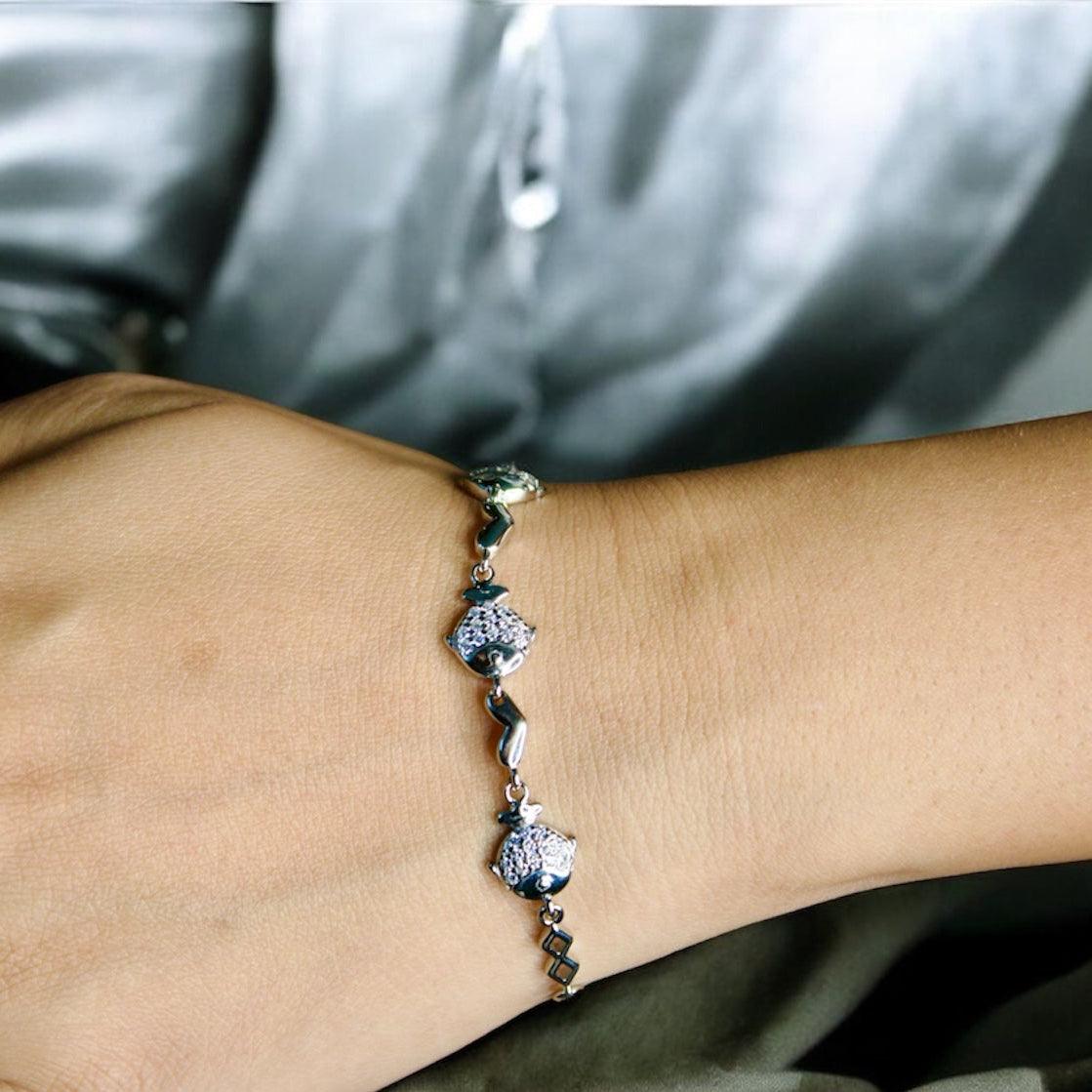 The Fish Dance 925 Silver Bracelet - Shineers