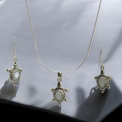Moonlit Shell 925 Silver Earrings and Pendant Set - Shineers