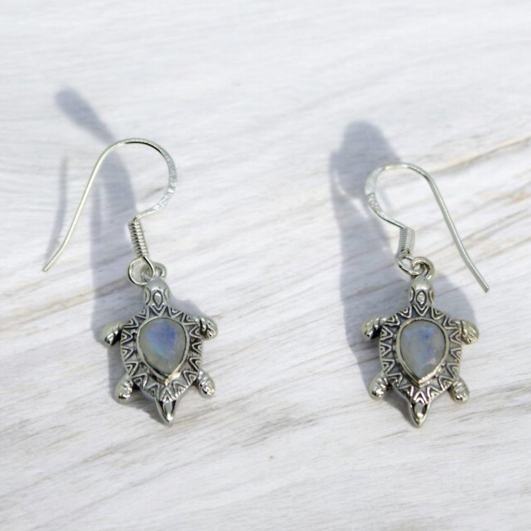 Moonlit Shell 925 Silver Earrings and Pendant Set - Shineers
