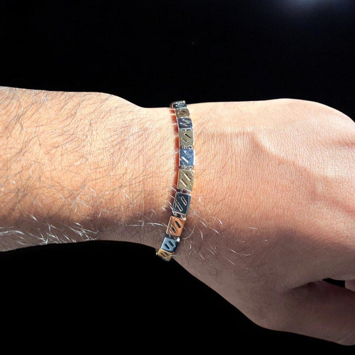 Feel Good 925 Silver Dual Toned Unisex Chain Bracelet - Shineers